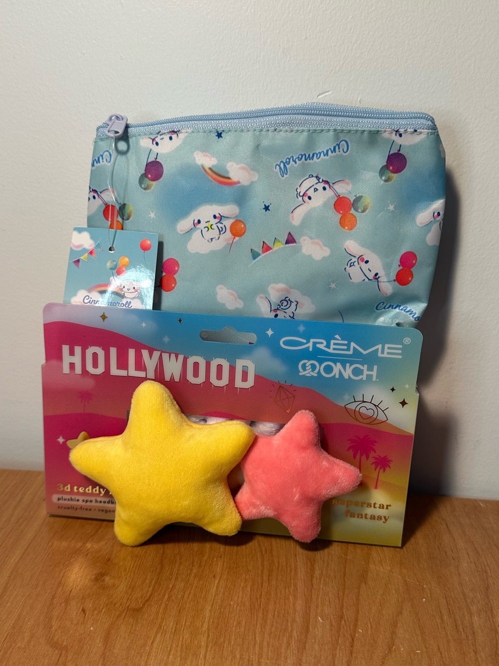Crème Conch Hollywood Star Plush Hair Wrap, and Cinnamoroll zippered bag